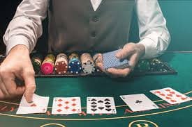 Tampilan meja American Roulette di boscuan77 dengan grid taruhan dan roda hidup